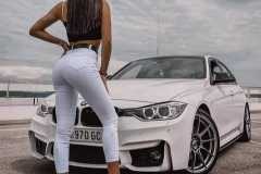 BMW-e32-girl-16